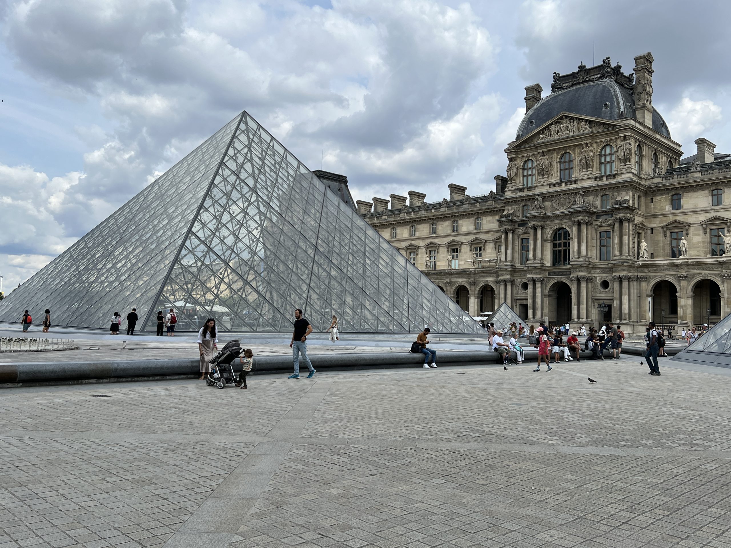 Paris Louvre